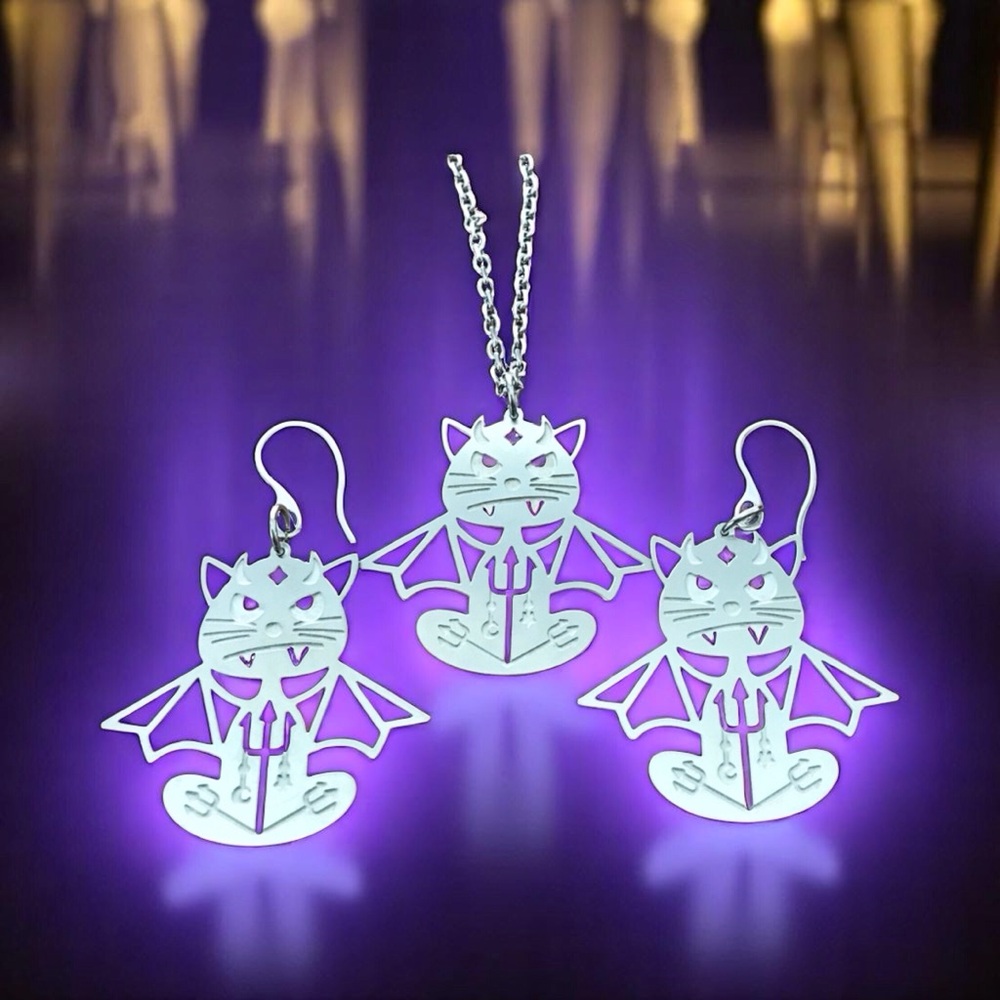 🆕Devilish Cat Laser Etched Necklace and Earrings Set Stainless Steel
